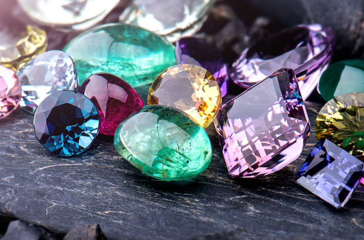 The Advantages of Adorning Birthstone Jewelry