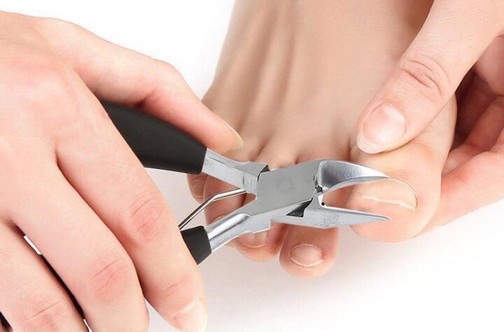 Best Professional Toe Nail Clippers for Thick Nails